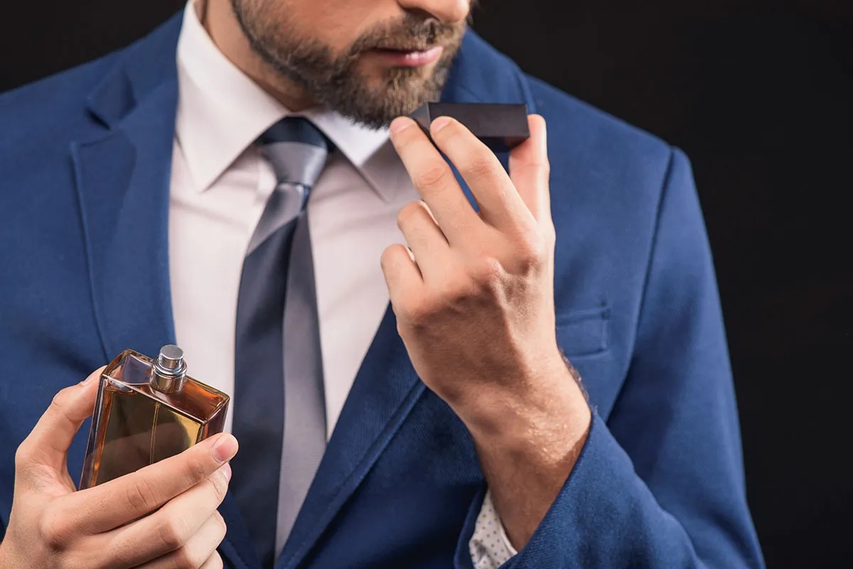 Woda perfumowana czy woda toaletowa jest mocniejsza – poznaj różnice